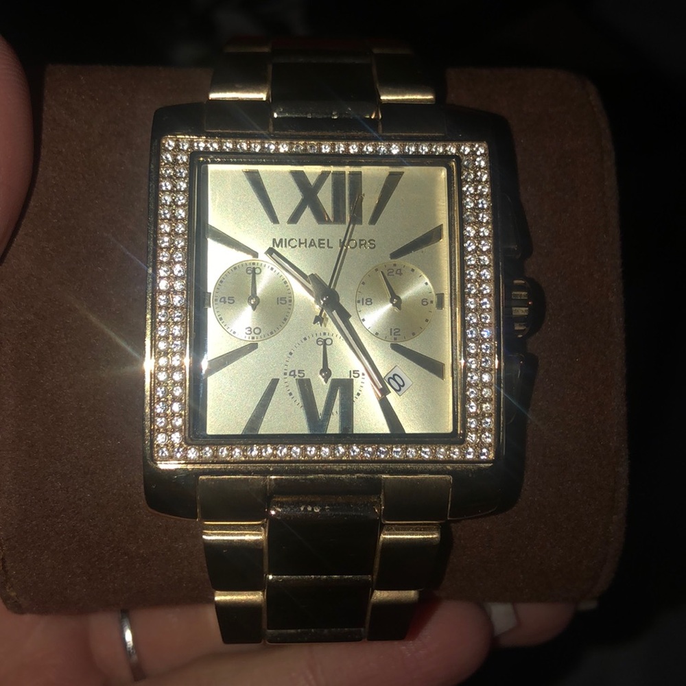 MK watch